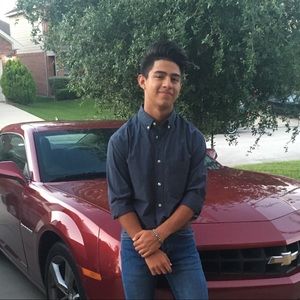 Meet your Posher, Mauricio